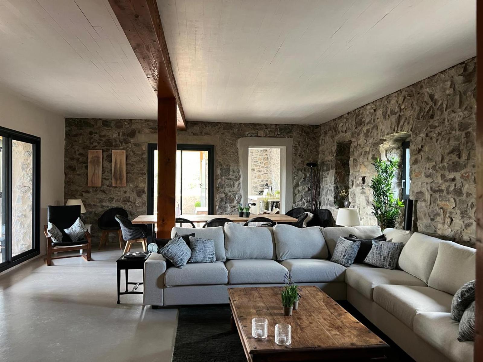 Luxurious Family House With Pool In Ardeche. Villa เลส์วองส์ ภายนอก รูปภาพ